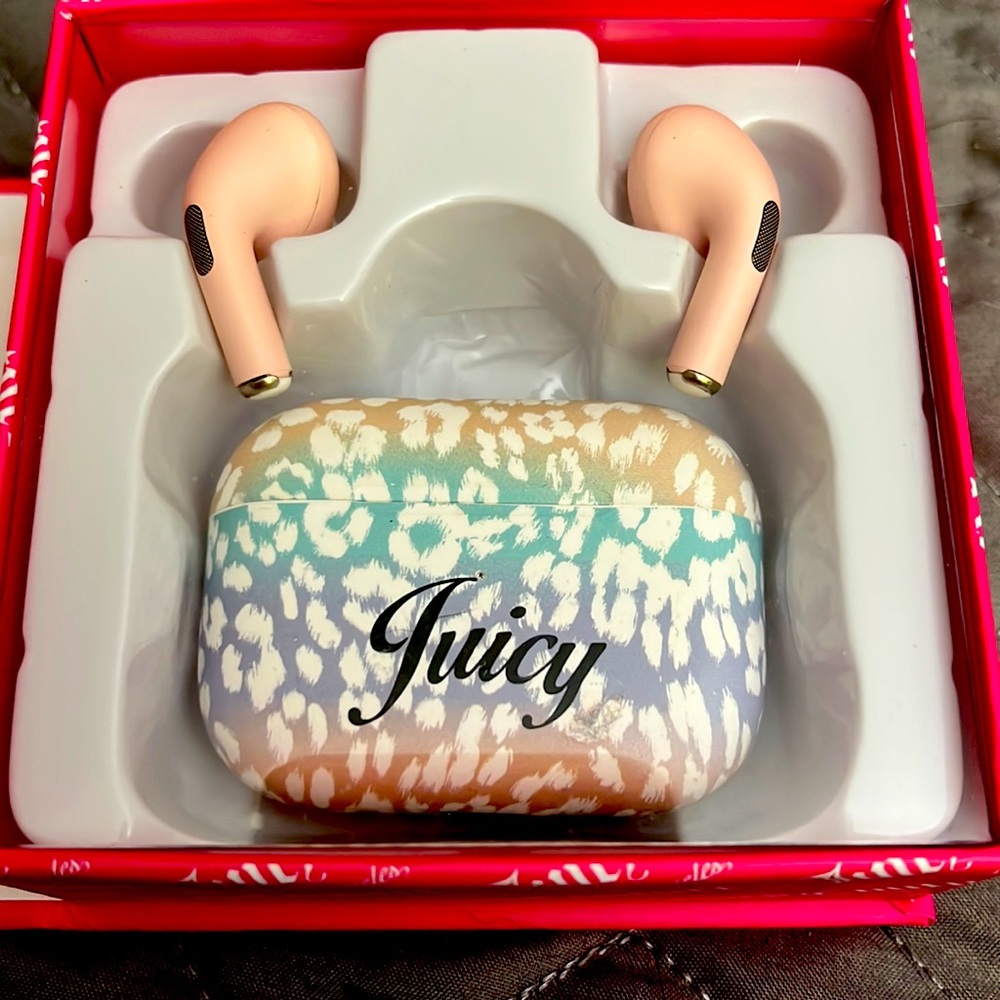 Juicy Couture wireless earbuds